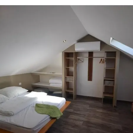 La Grange Du Pech Holiday home Lacour